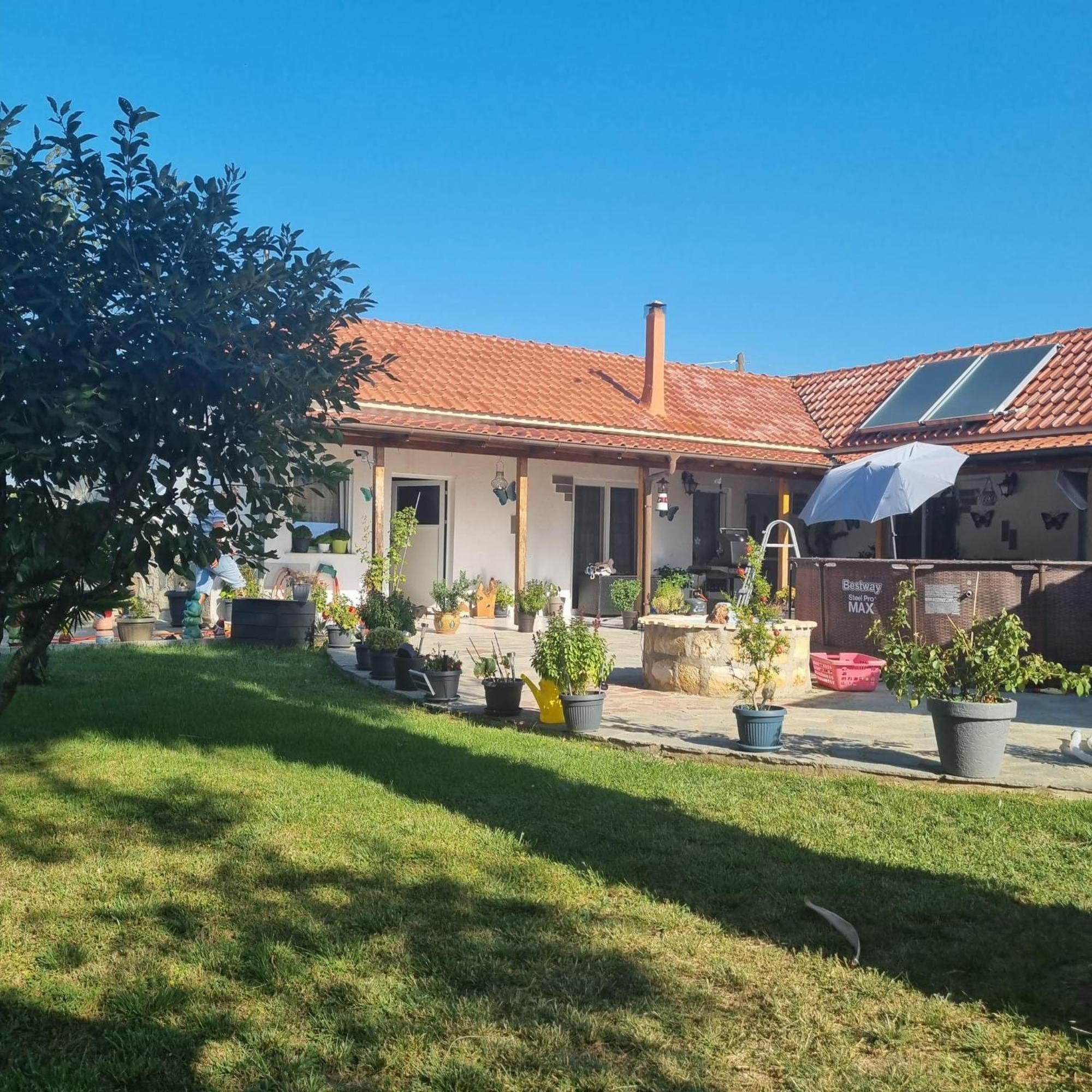 Apartamento Zwergendorf Chaidefto Exterior foto